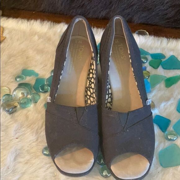 Tom’s wedges 5.5 (3706) - Picture 2 of 6